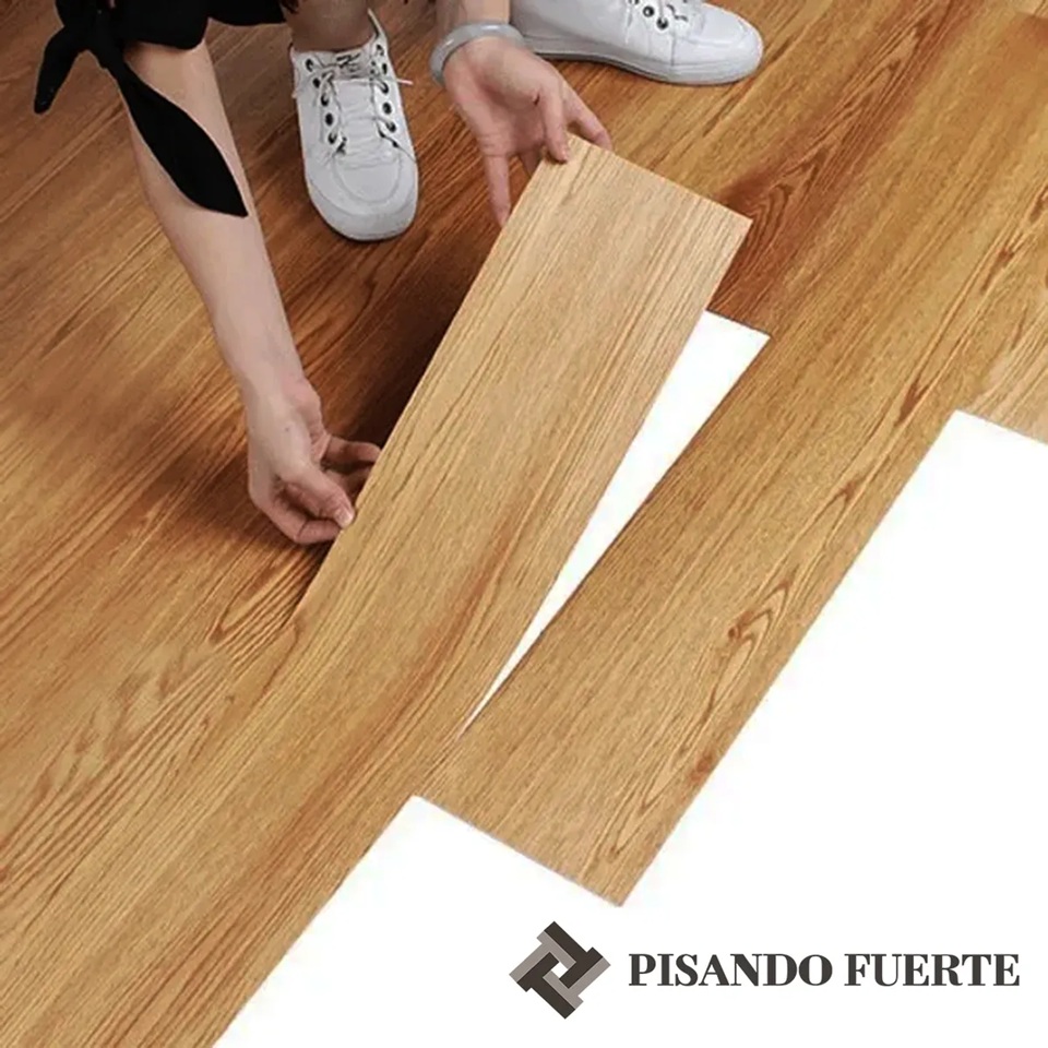 Piso Vinilico Autoadhesivo (2mm) W 05