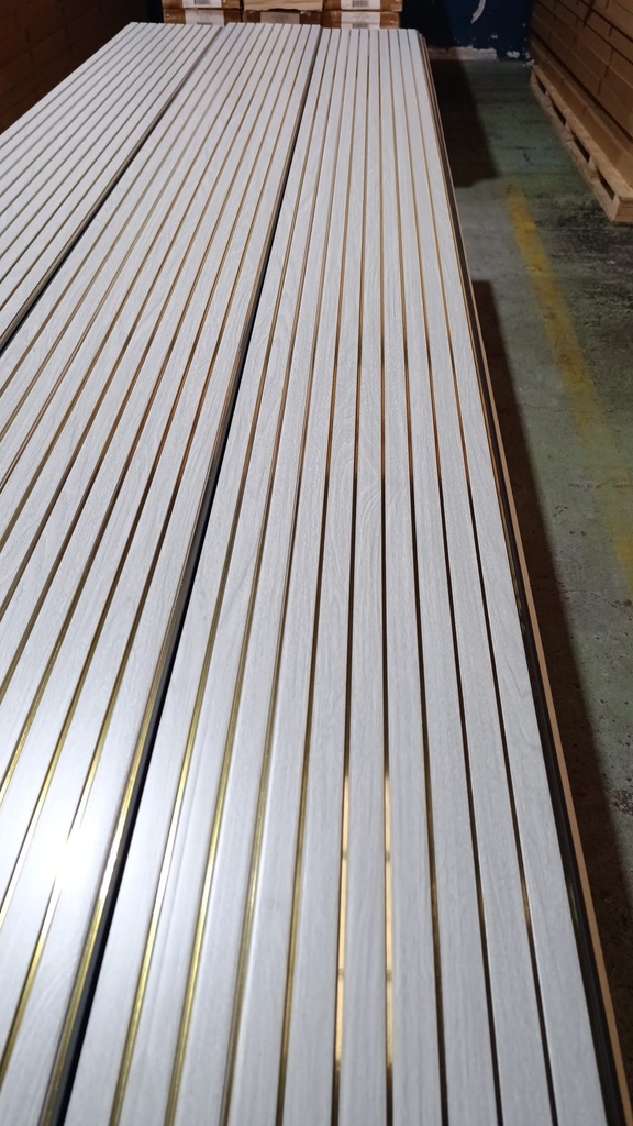 Panel decorativo Fluted 2900×300×8mm — PF04